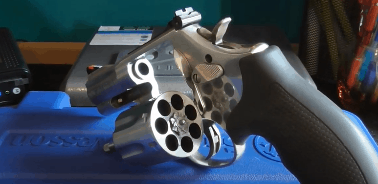 revolver gun