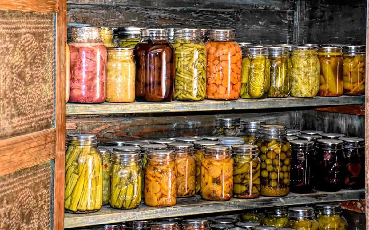 jars preserved food